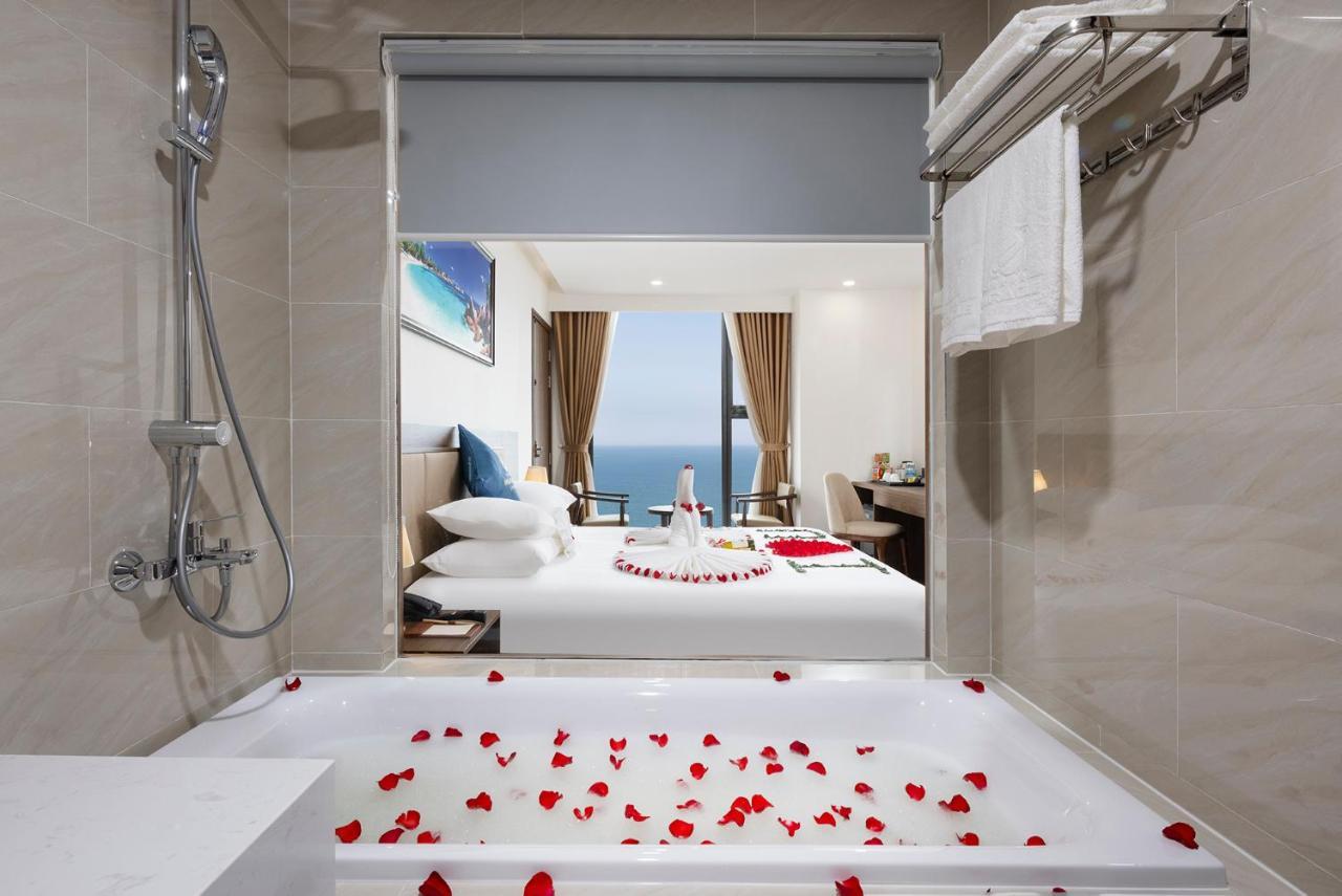 Готель Miracle Luxury Нячанг Екстер'єр фото